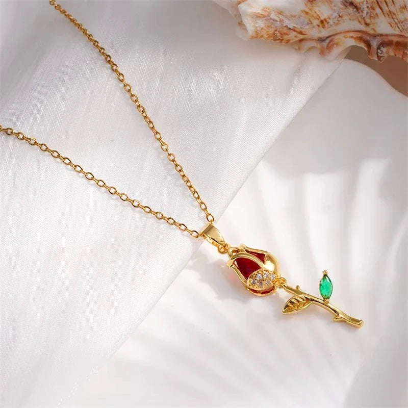 Collar Rosa en Baño de Oro – Regalo de Amor + Pulsera Exclusiva de Regalo